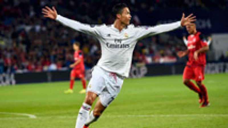 El portugués Cristiano Ronaldo, atacante del Real Madrid, anotó el 2-0 en el minuto 49 para el conjunto blanco en la Supercopa de Europa, que se disputa este martes en el estadio Ciudad de Cardiff. El atacante luso batió a Beto con un disparo fuerte 