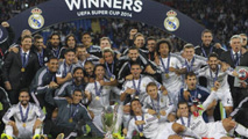 Con dos goles de Cristiano Ronaldo, el Real Madrid se ha proclamado supercampeón de Europa al derrotar al Sevilla (2-0) en el Cardiff City Stadium.