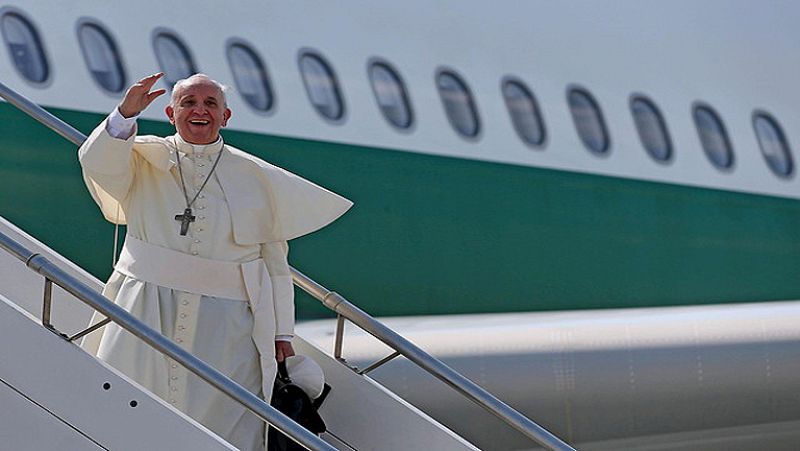 El papa Francisco emprende su viaje oficial a Corea del Sur 