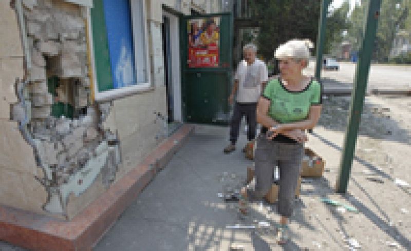 Continúan los combates en Ucrania y la polémica sobre el convoy de ayuda ruso