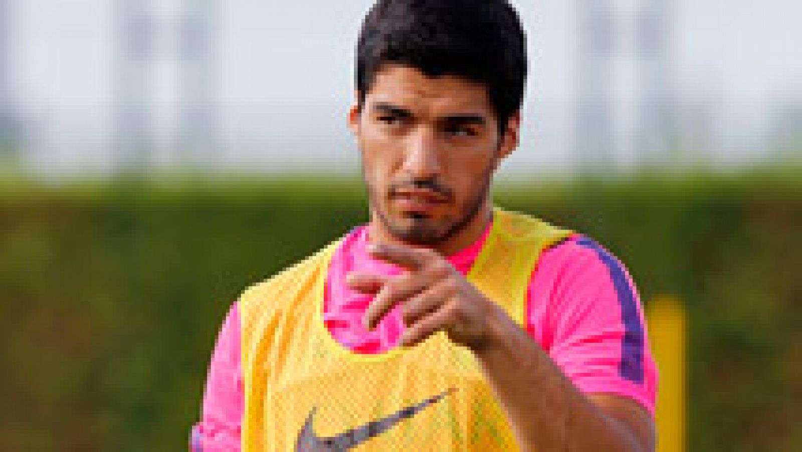 Telediario 1: Luis Suárez ya se entrena con el Barça | RTVE Play