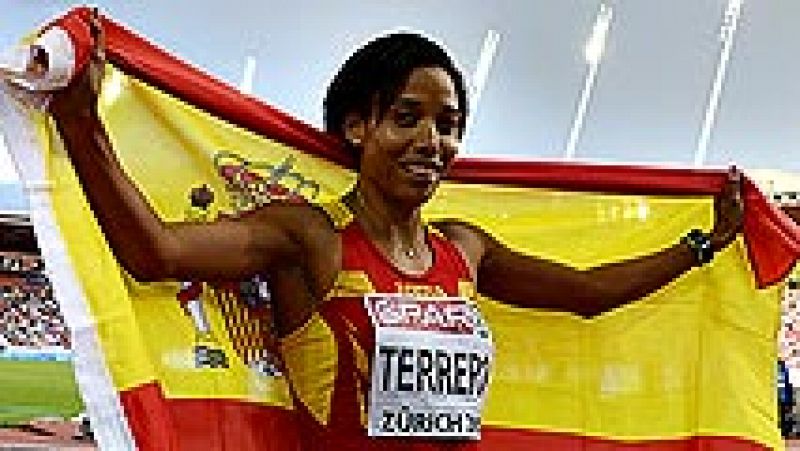  La atleta española Indira Terrero se ha hecho con la medalla de  bronce en los 400 metros los Campeonatos de Europa al Aire Libre, que  se están disputando en Zúrich hasta el domingo, después de una gran  final que decidió el podio en la 'foto finis