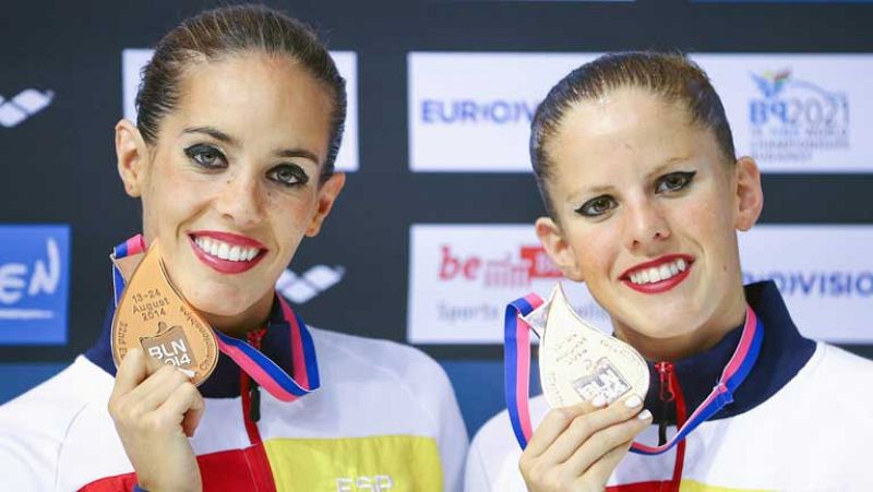 Hacia doce años que España no bajaba del segundo escalón del podio y por eso este bronce tiene cierto sabor amargo. Ona Carbonell y Paula Klamburg han estrenado una rutina que habla del paso del tiempo. Según los jueces, les ha faltado fuerza y veloc