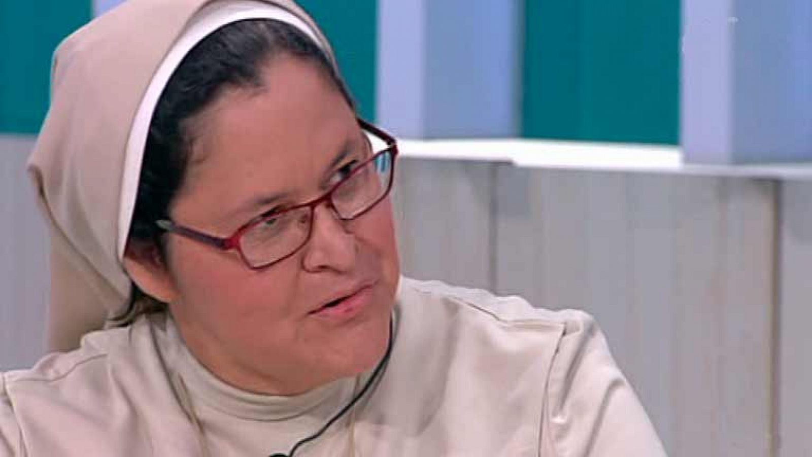 La mañana - Xiskya, la monja tuitera, en 'Amigas y conocidas': 'Hay que ver ya a una religiosa como una ciudadana más'