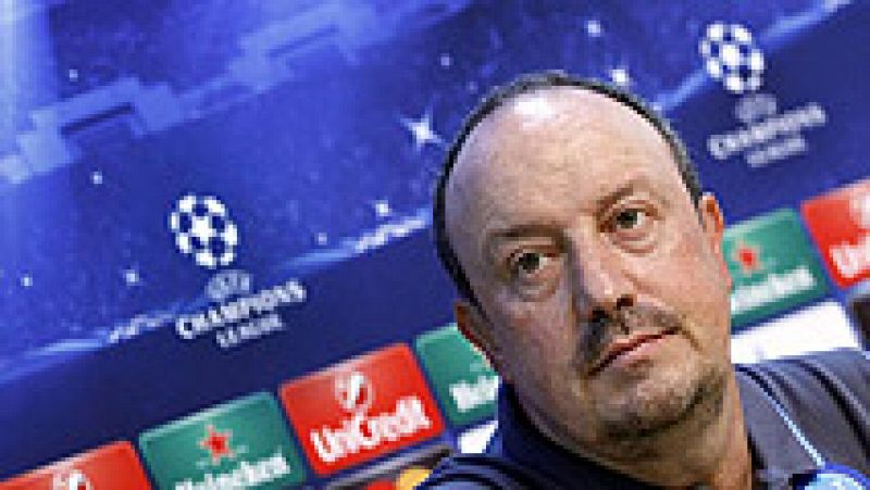 El entrenador del Nápoles, Rafa Benítez, ha intentado calmar a su afición y ha asegurado que si no pasan la eliminatoria contra el Athletic Club no será "una tragedia".