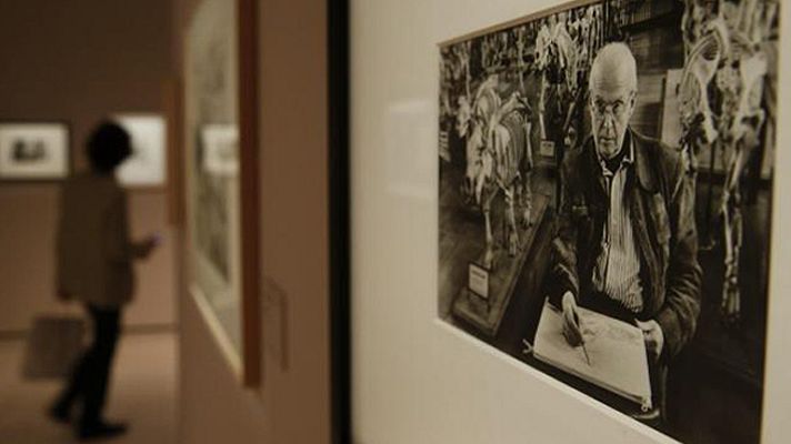 Telediario 1 - El fotógrafo Henry Cartier Bresson es el protagonista de la exposición que recoge la Fundación MAPFRE en Madrid
