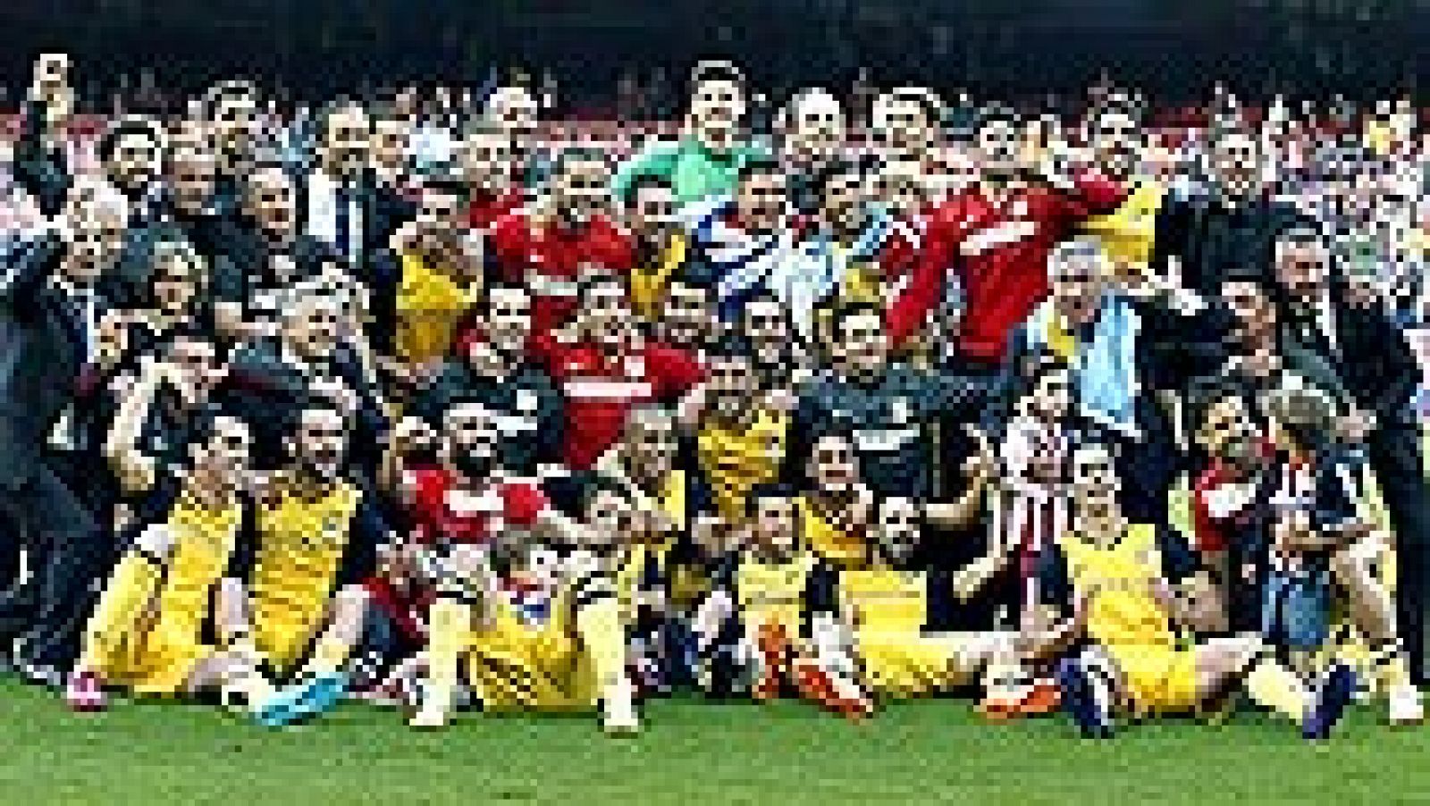 El Atlético de Madrid comienza defendiendo el título contra el Rayo Vallecano, lo que supone el primer derbi madrileño de la Liga. El conjunto colchonero ha realizado la mayor inversión de su historia gastándose 91,5 millones de euros. 