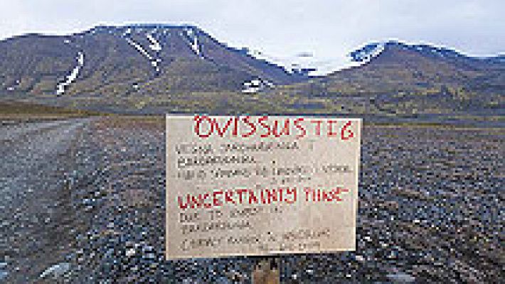  - Islandia cierra el espacio aéreo sobre el volcán Bardarbunga por una erupción