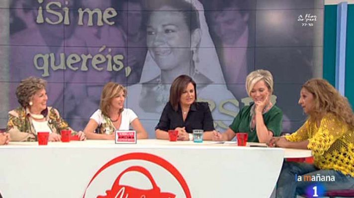 La boda de Lolita en \"Amigas y conocidas\"