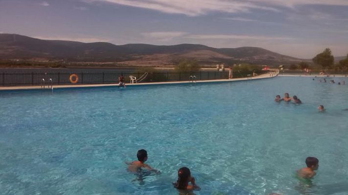 Aquí la Tierra - Una piscina de lo más natural