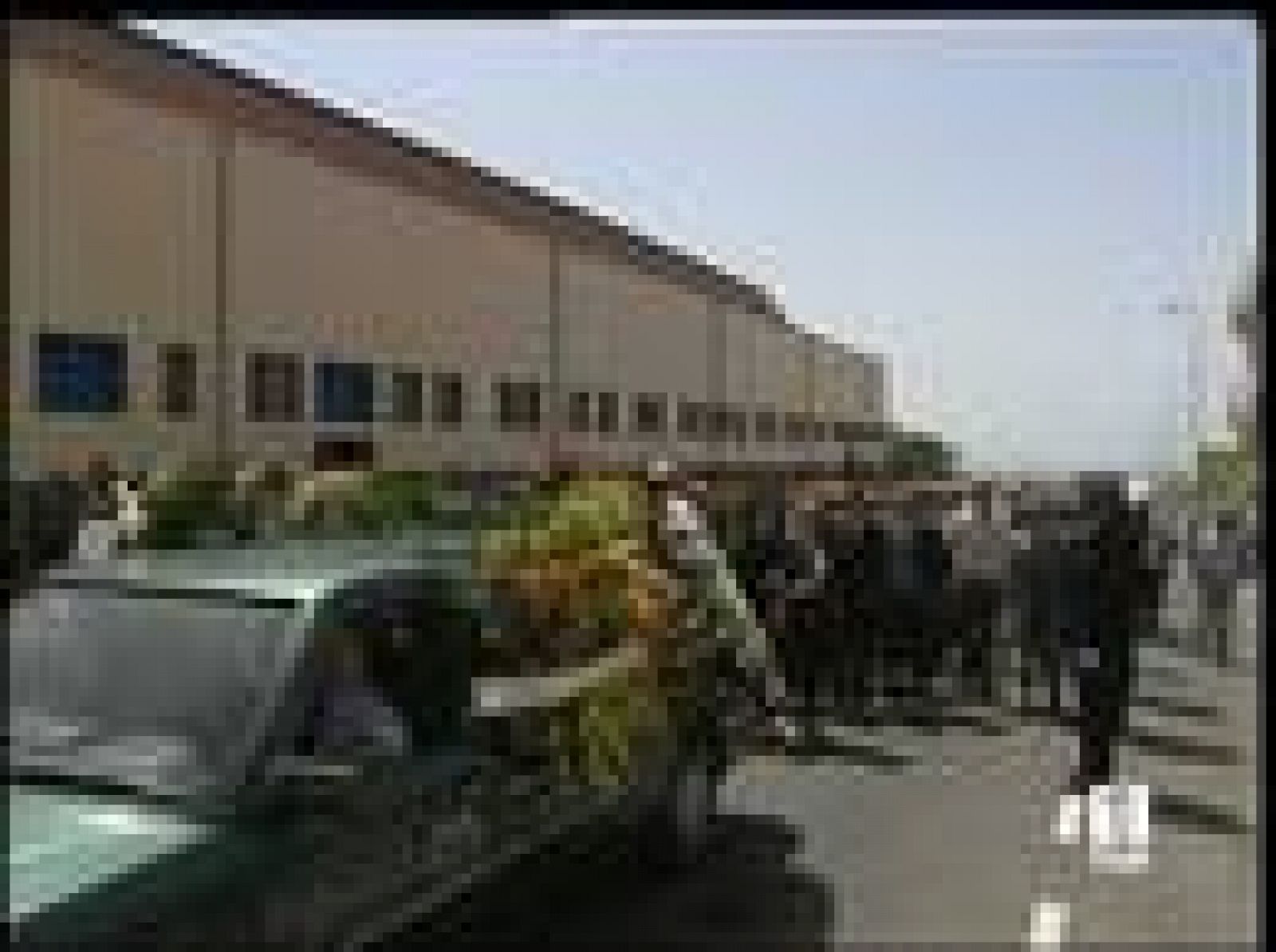 El pleno del Parlamento Europeo un homenaje a las víctimas de Barajas | Ver