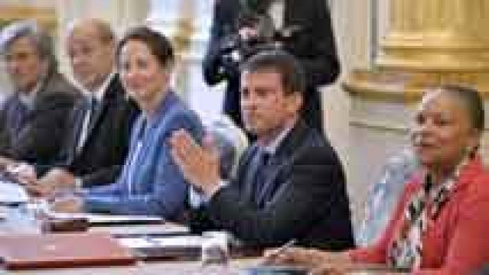 Telediario 1 - Primer Consejo de Ministros del nuevo Gobierno francés