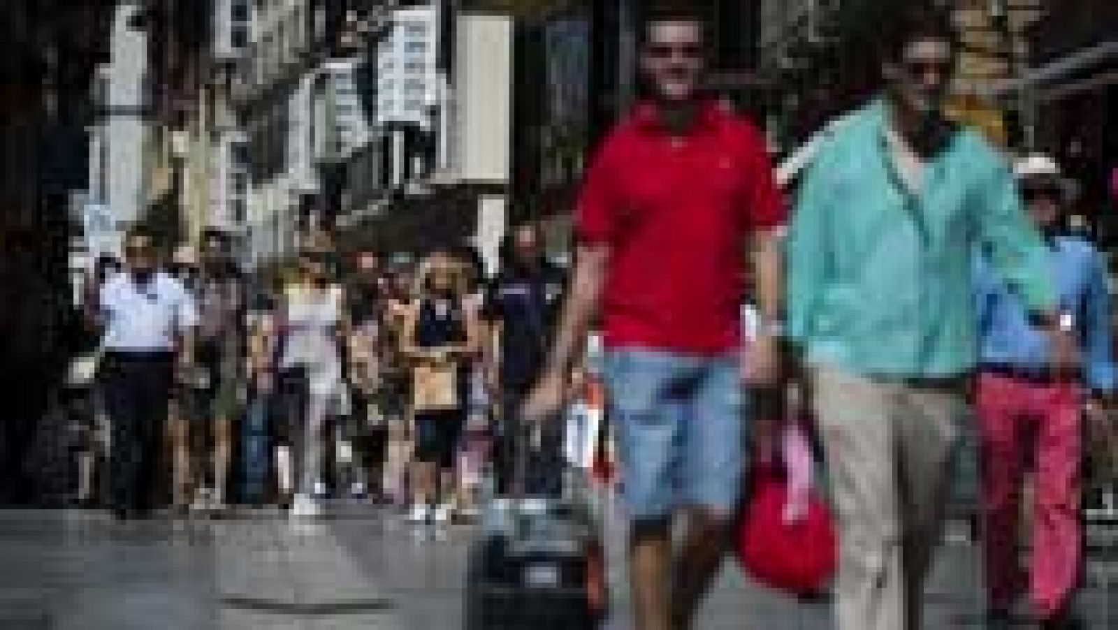 Telediario 1: El gasto de los turistas internacionales en España creció hasta julio un 7% | RTVE Play