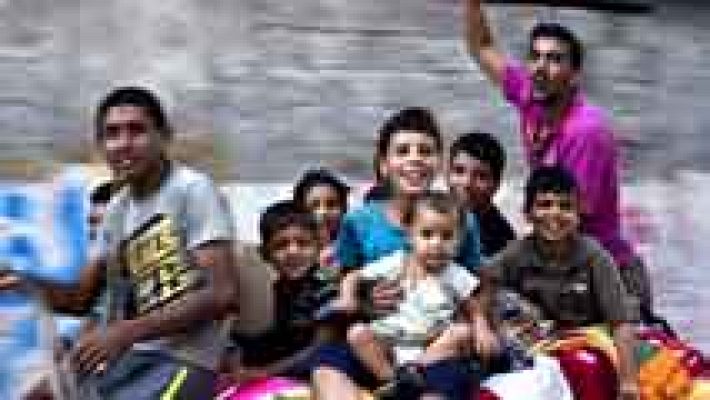 Telediario 1 - En Gaza miles de personas festejan la tregua permanente