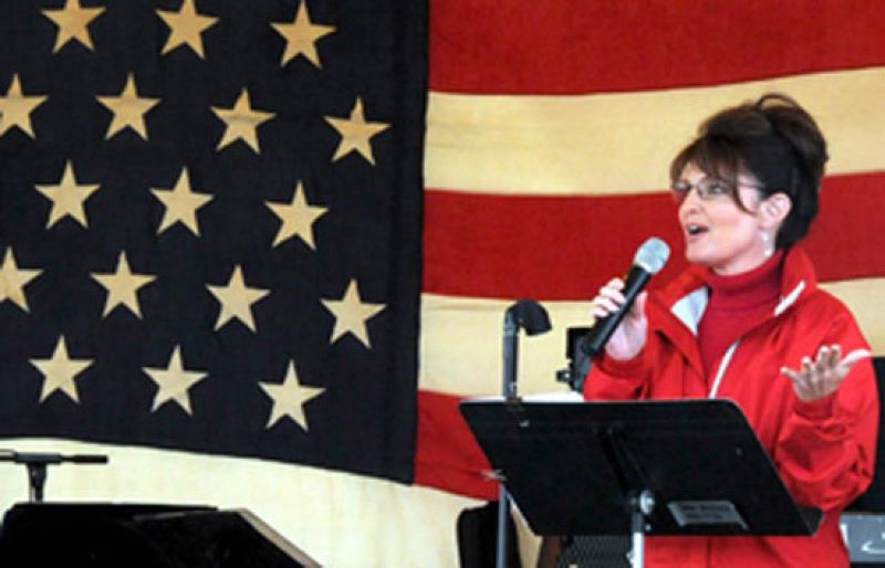 Acabada la convención demócrata, la sorpresa la ha dado McCain al nombrar a Sarah Palin, Gobernadora de Alaska, como candidata a la vicepresidencia.