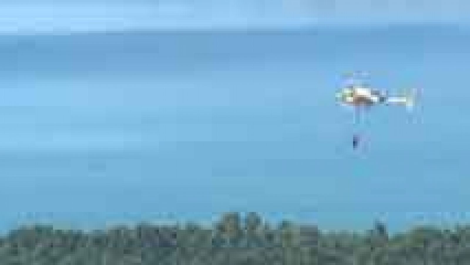 Aquí la Tierra: ¿Cómo funciona un helicóptero antiincendios? | RTVE Play