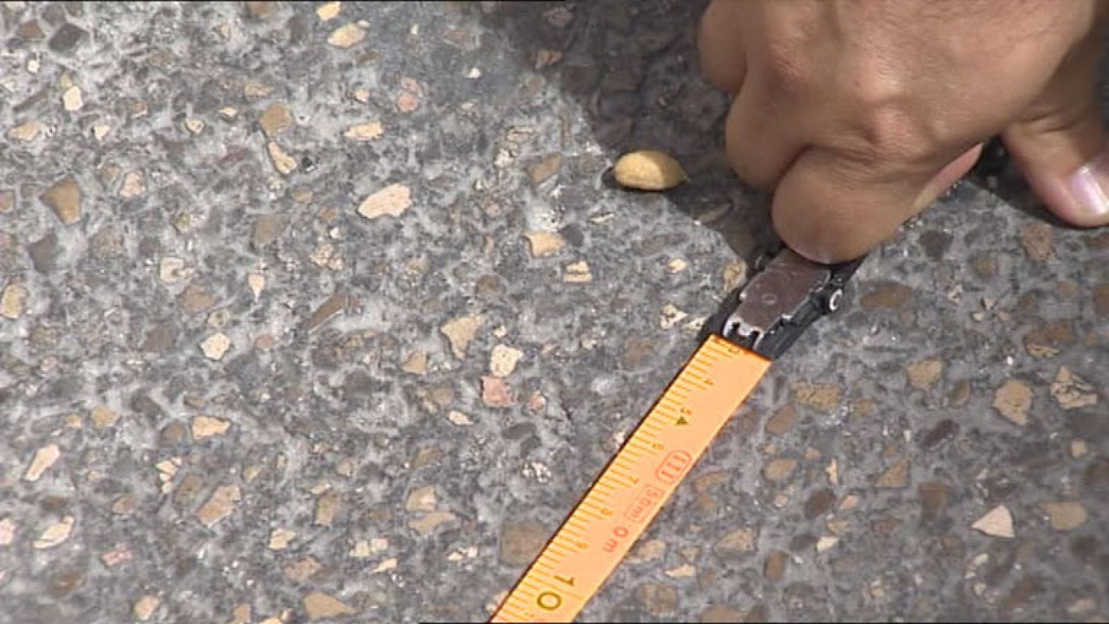 Récord Guinness en el Campeonato Mundial de Lanzamiento de Hueso de Oliva