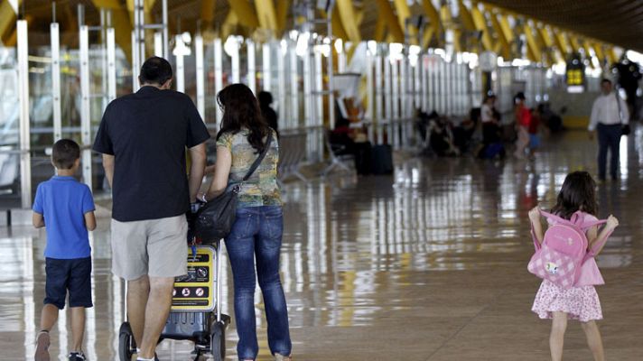 Telediario 1 - Fin de semana de operación retorno