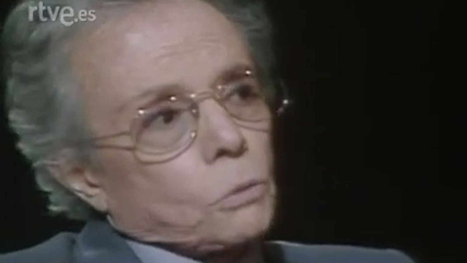 La luna - Manuel Pertegaz y Paloma San Basilio - La luna | Ver