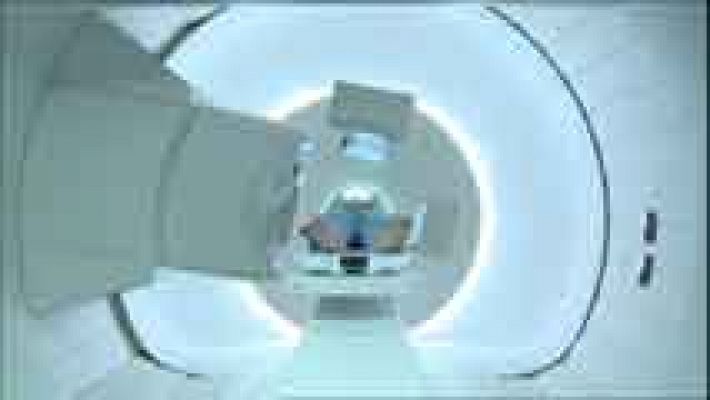 Telediario 1 - La terapia de protones que quieren los padres de Ashya