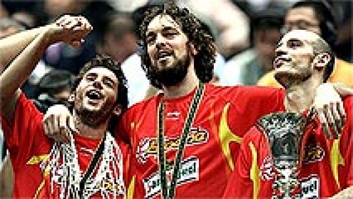 Telediario 1 - Se cumplen 8 años del título mundial de la 'ÑBA' en Japón