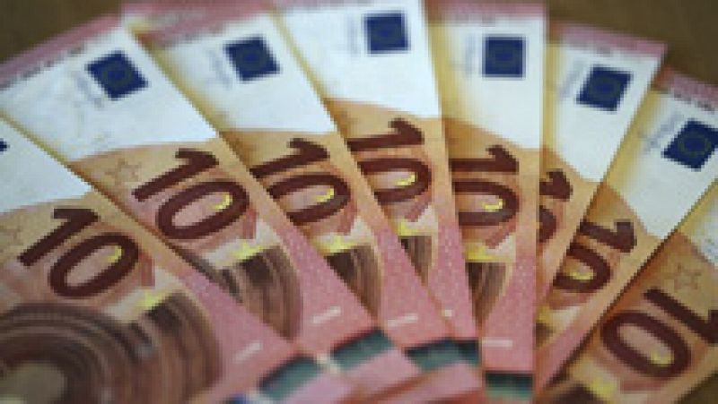 La caída del euro, el impacto más inmediato de las medidas del Banco Central Europeo