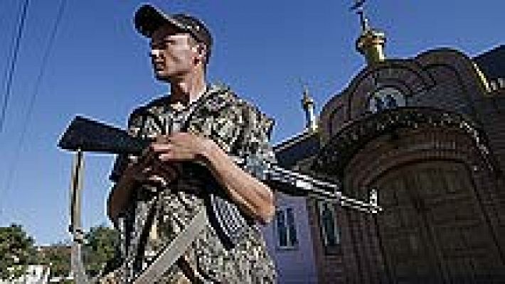 Ucrania y los prorrusos firman un alto el fuego 