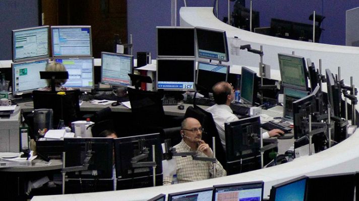 Telediario 1 - La bolsa cierra la semana con una de sus mayores subidas
