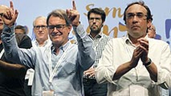 Telediario 1 - CiU y ERC están preparadas para la consulta y piden que se deje votar