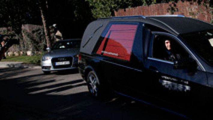 Telediario 1 - Los restos mortales de Emilio Botín han sido trasladados a Santander