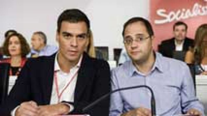 Pedro Sanchez apoya al gobierno si reforma la Constitución