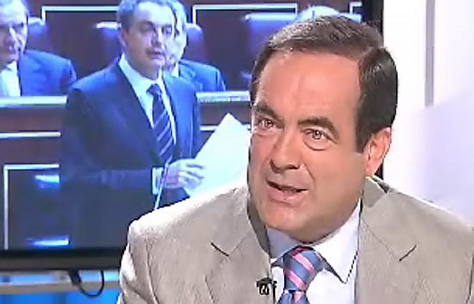 El presidente del Congreso, José Bono, habla del nuevo curso político en 'Los Desayunos'de TVE. Considera que hay un mejor clima que el año pasado.