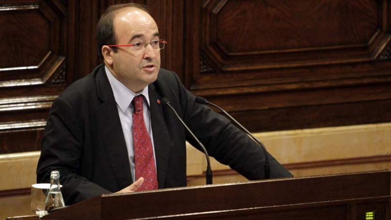 Iceta ofrece a Mas la colaboración del PSC para una consulta legal