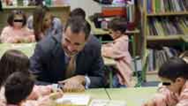 Los reyes instan a mejorar el sistema educativo en la inauguración del curso escolar en Ourense 