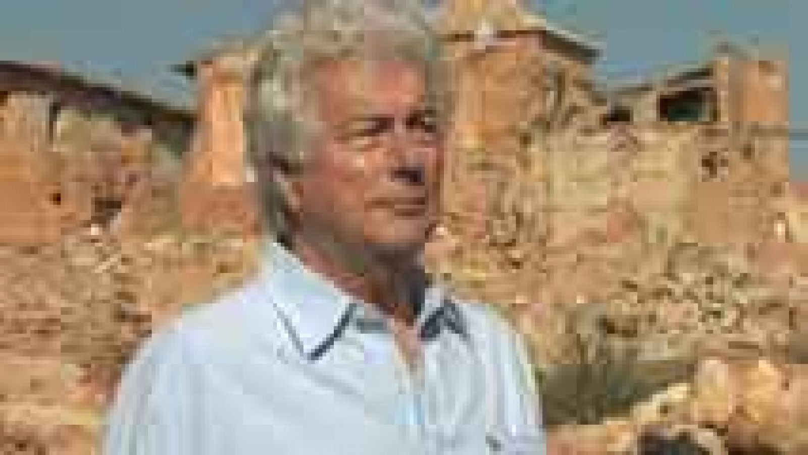 Llega a las librerías la última novela de Ken Follet: "El umbral de la eternidad"