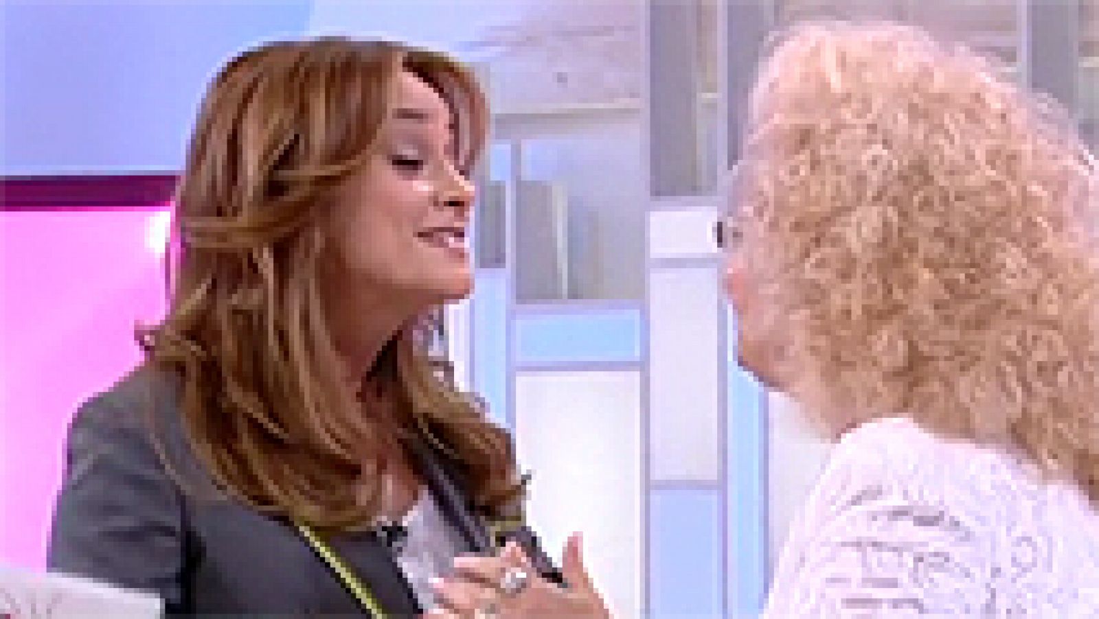 T con T: Toñi y Rosa Morena cantan "Échale guindas al pavo" | RTVE Play