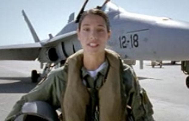  - 20 aniversario de la mujer militar