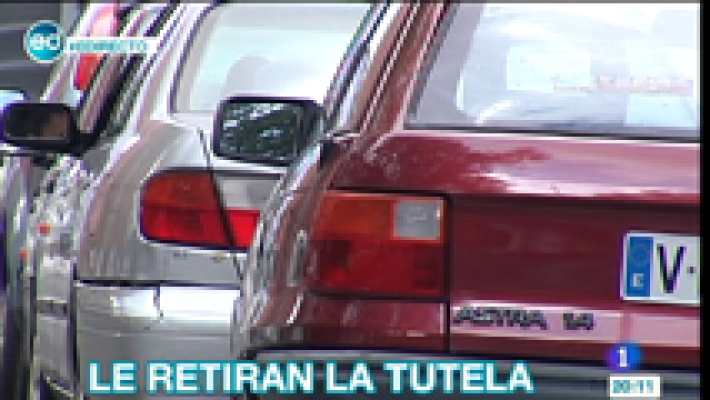 España Directo - Le quitan la custodia por dejar a sus hijos en el coche