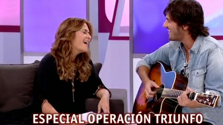Toñi canta con Hugo Salazar en el especial de OT