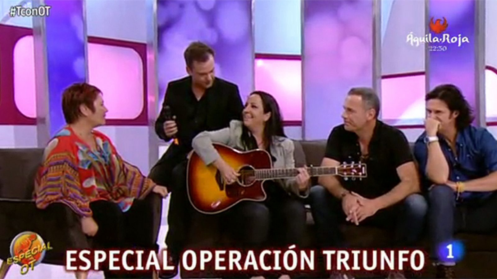 T con T - Inma Serrano y Vicente Seguí interpretan el tema 'Estaba escrito'