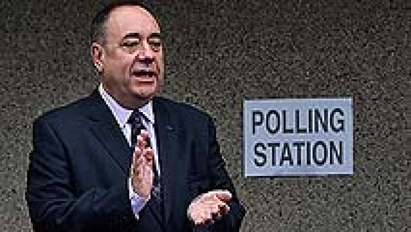 Así han votado Alex Salmond, Darling y Gordon Browm