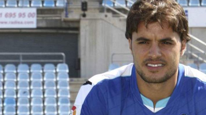 Telediario 1 - La RFEF expedirá una licencia para Pedro León