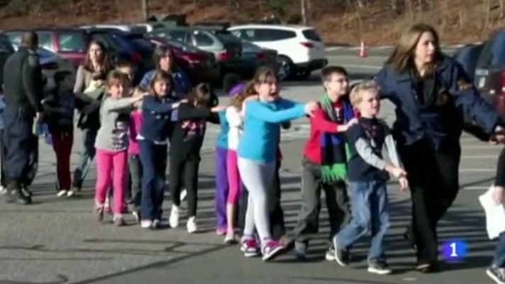 Telediario 1 - Conmoción en Florida