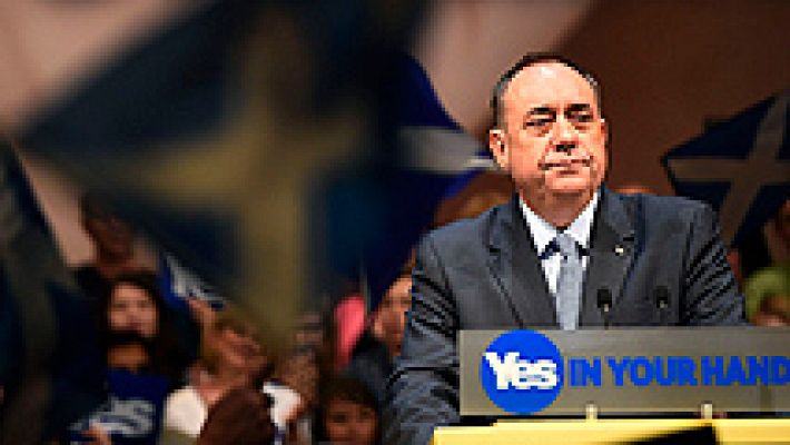Salmond anuncia su dimisión como líder del SNP y ministro principal escocés