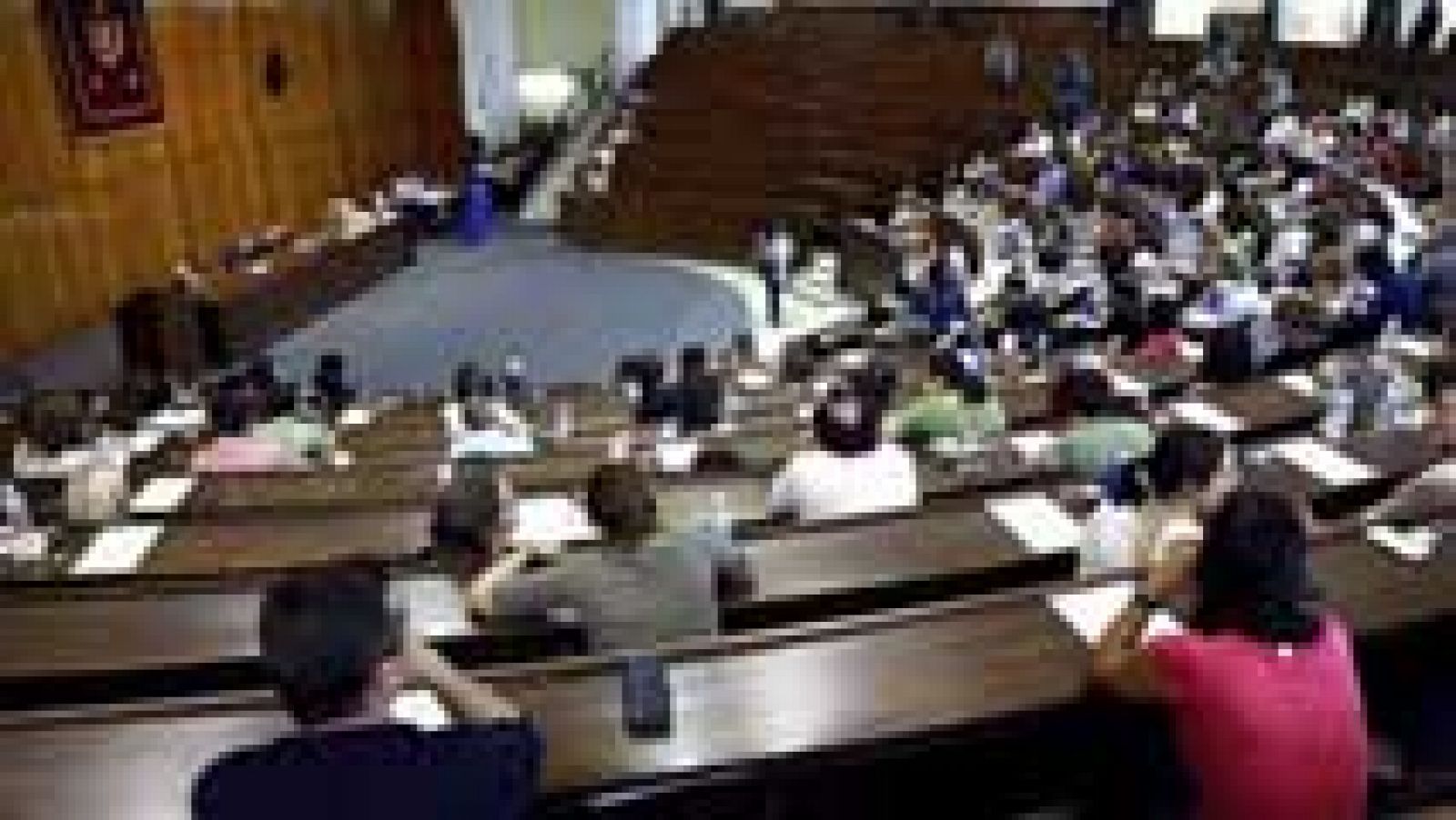 Más de 80.000 profesionales buscan plaza en la Sanidad de Madrid