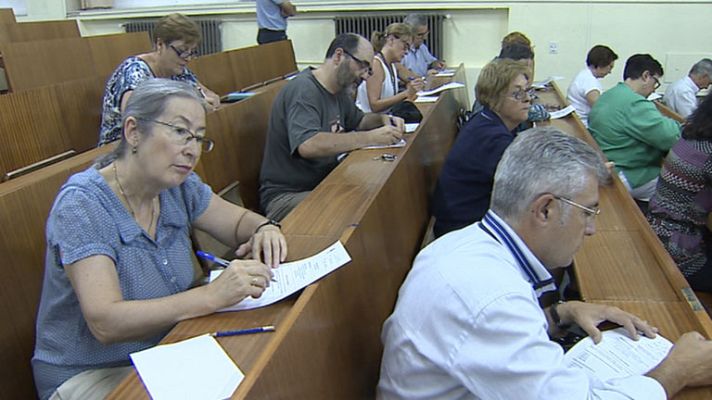 Telediario 1 - La vuelta al cole de los más mayores