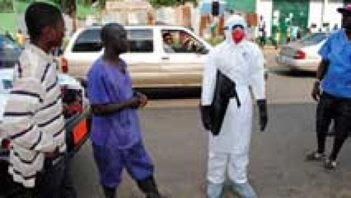 Tercera jornada del toque de queda contra el ébola en Sierra