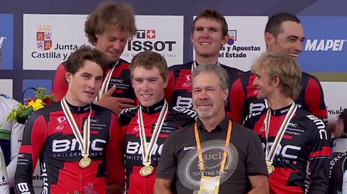 Telediario 1 - El BMC gana una contrarreloj por equipos condicionada por la lluvia