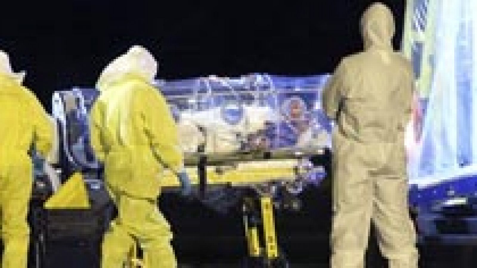 Telediario 1: Ingresa en el Hospital Carlos III el religioso infectado con ébola en Sierra Leona | RTVE Play