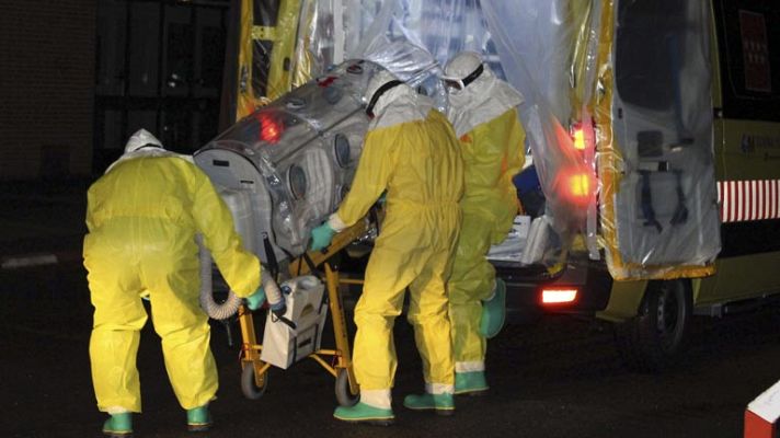 Telediario 1 - Falta de existencias de suero experimental contra el ébola